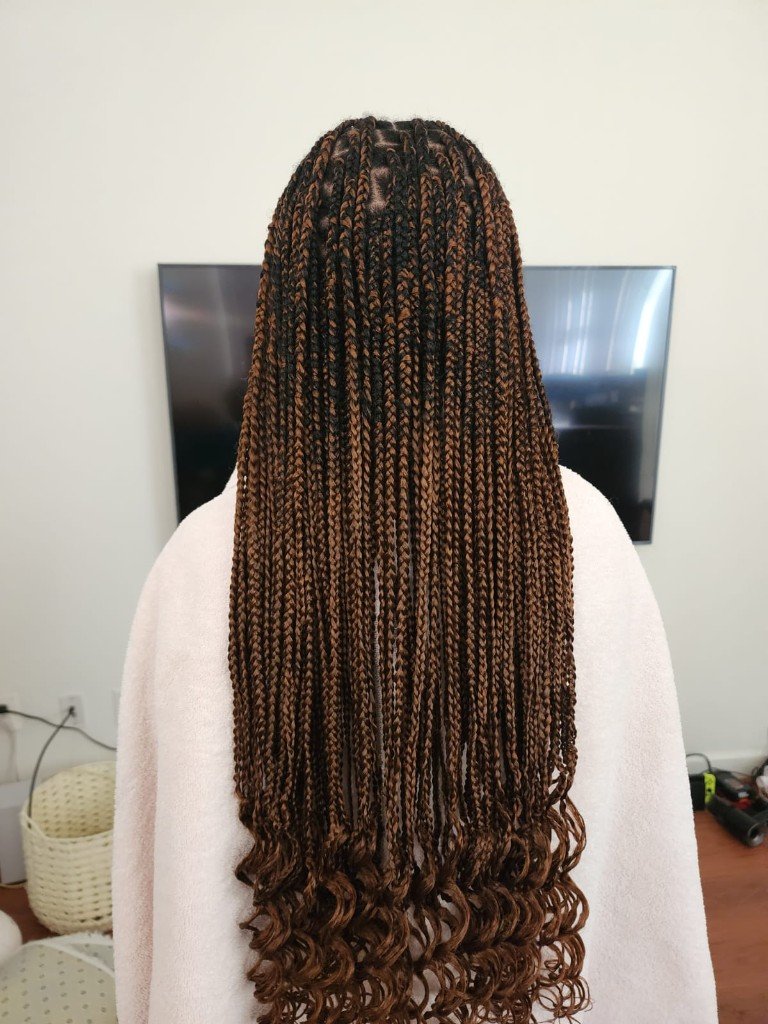 Medium knotless braids, honey blonde ombre, Richmond TX